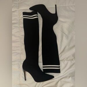 NEW! Pierre Darre- Elegant Black Women's Knee-High Boots Sz 8 Made in Italy